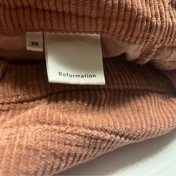 Reformation Jessie Pant - Picture 5 of 5